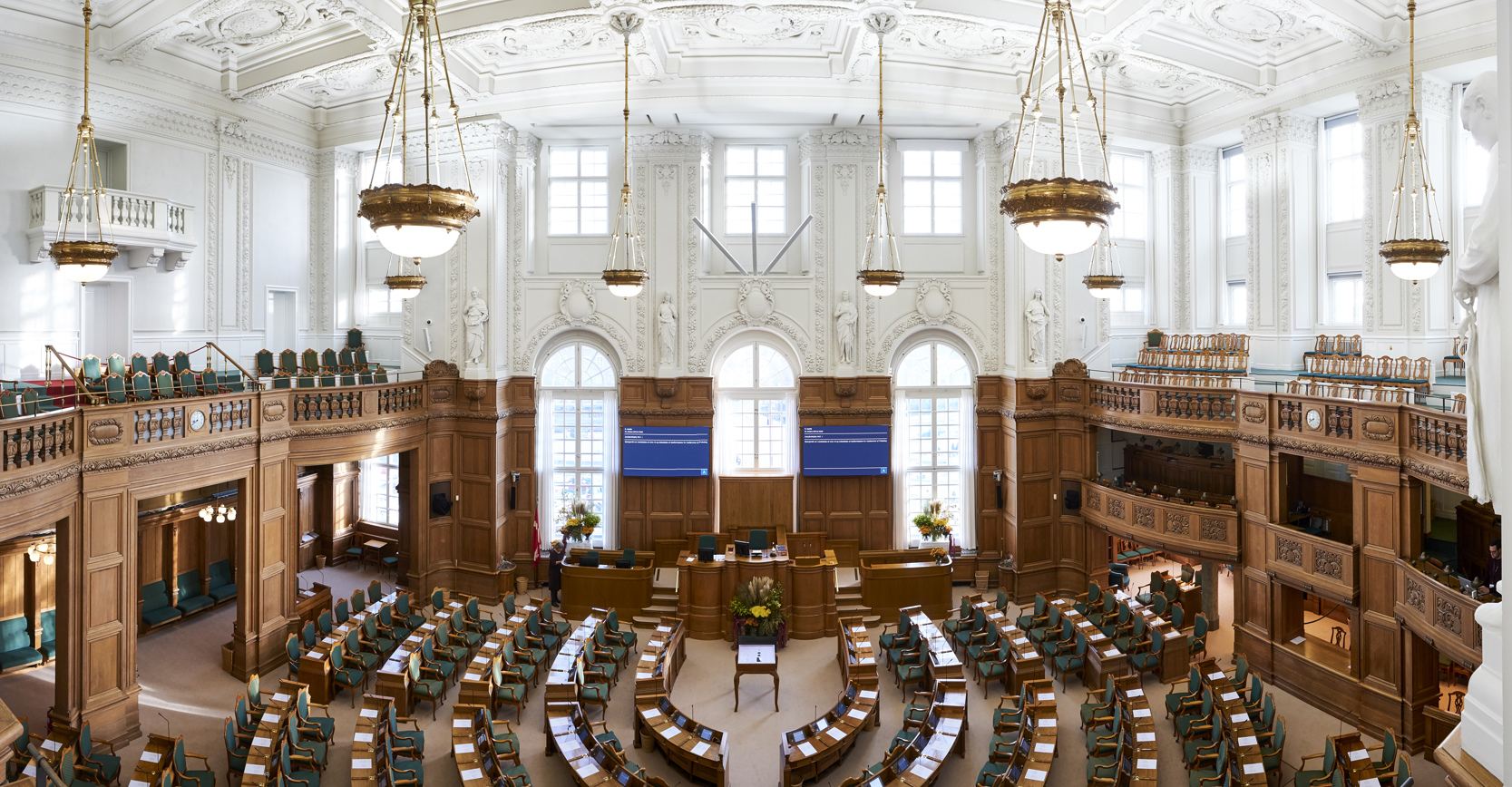 Folketingssalen_Christoffer Regild_debat_02.jpg