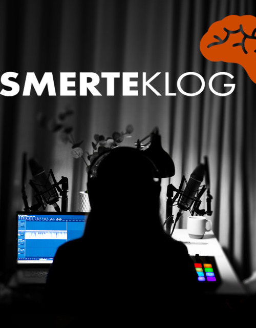 Podcast forside m. logo kvadratisk.jpg